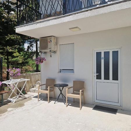 Studio Apartman Happy Home Tivat Eksteriør bilde