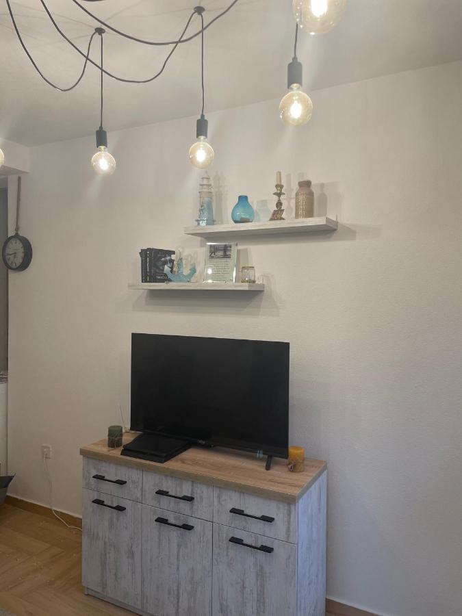 Studio Apartman Happy Home Tivat Eksteriør bilde