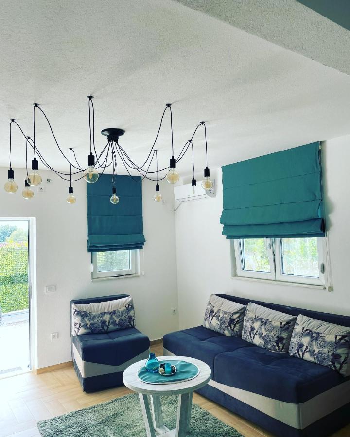 Studio Apartman Happy Home Tivat Eksteriør bilde